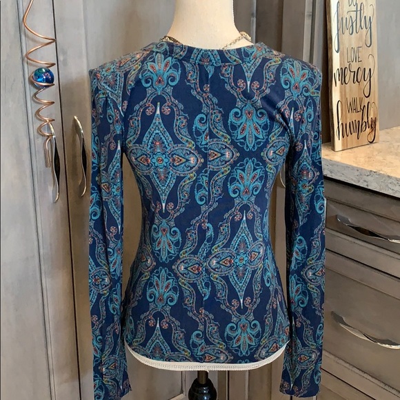 Free people fitted long sleeve top - Picture 2 of 2